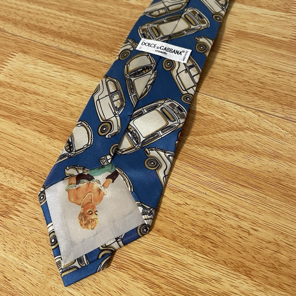 DOLCE&GABBANA ITALY MADE Silk Volkswagen All Over Print Peek A Boo Pinup Tie
